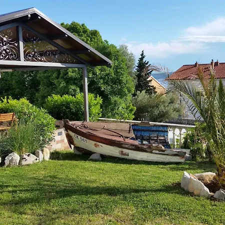 Apartament In 5516